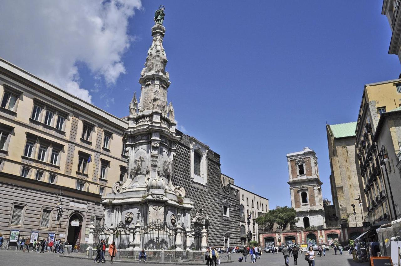 Casetta Soriano - Piazza Dante Neapol